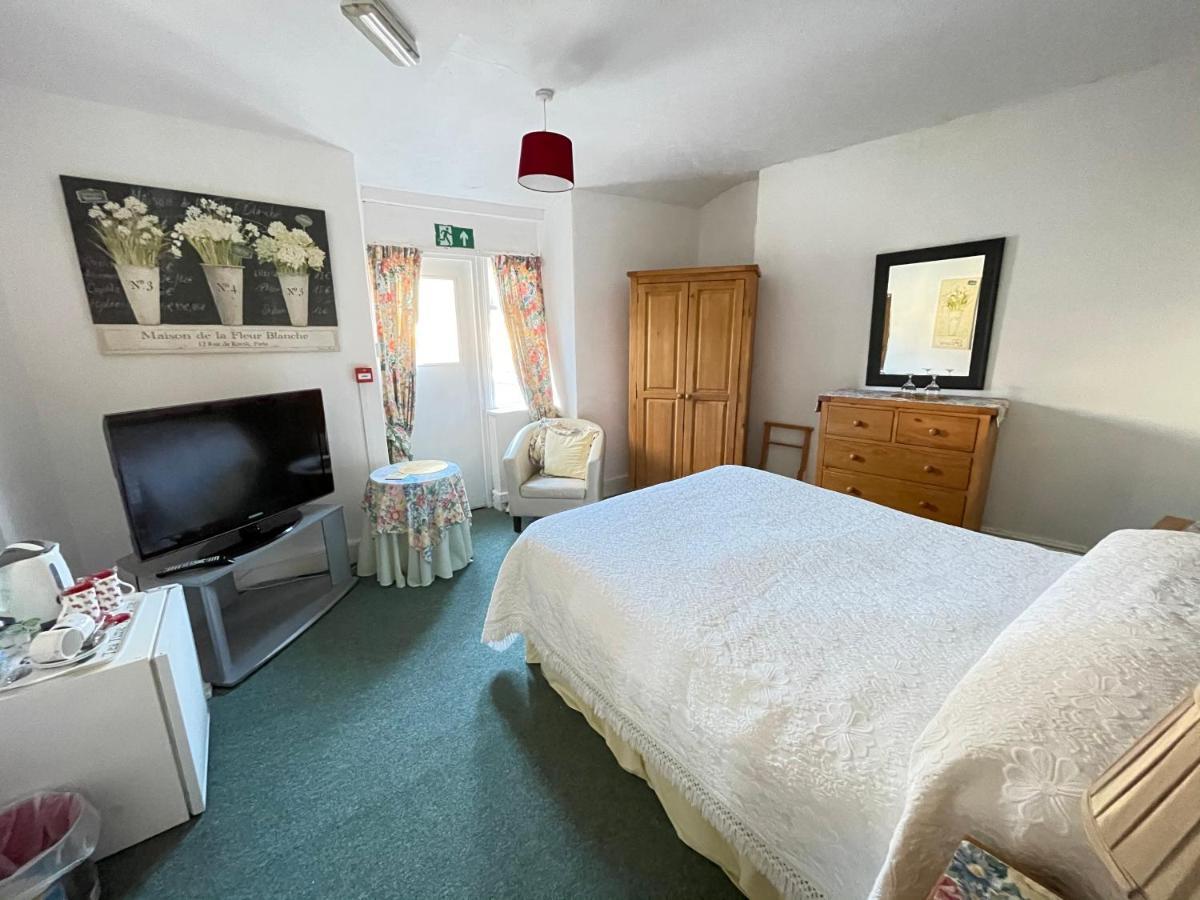 White Court Llandudno Bed & Breakfast Eksteriør bilde