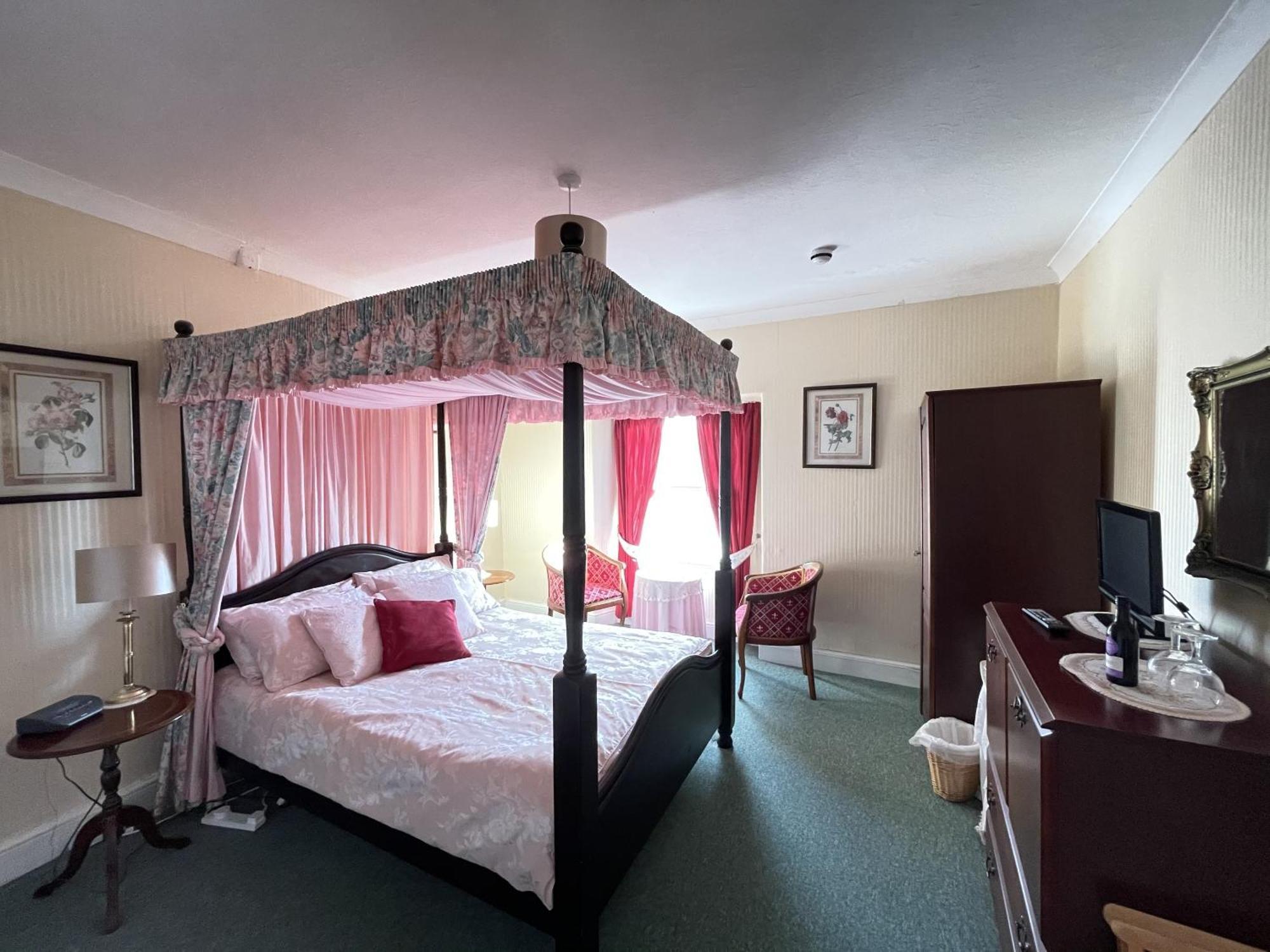 White Court Llandudno Bed & Breakfast Eksteriør bilde